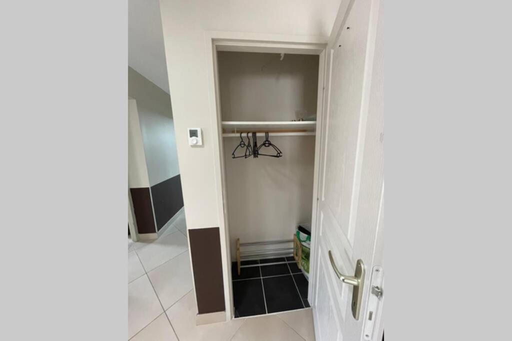 Superbe Appartement Avec 2 Chambres - 9 Personnes - Parking Prive Tournon-sur-Rhone Zewnętrze zdjęcie