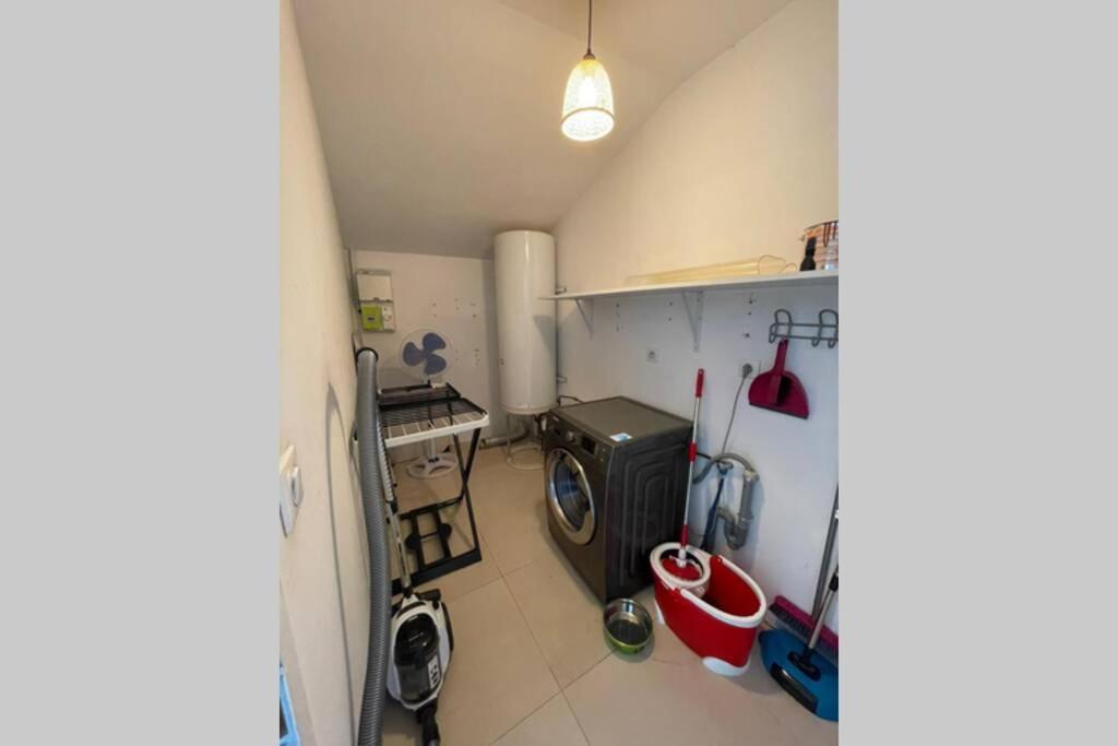 Superbe Appartement Avec 2 Chambres - 9 Personnes - Parking Prive Tournon-sur-Rhone Zewnętrze zdjęcie